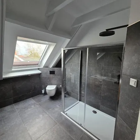 Apartament Neue Welt 3